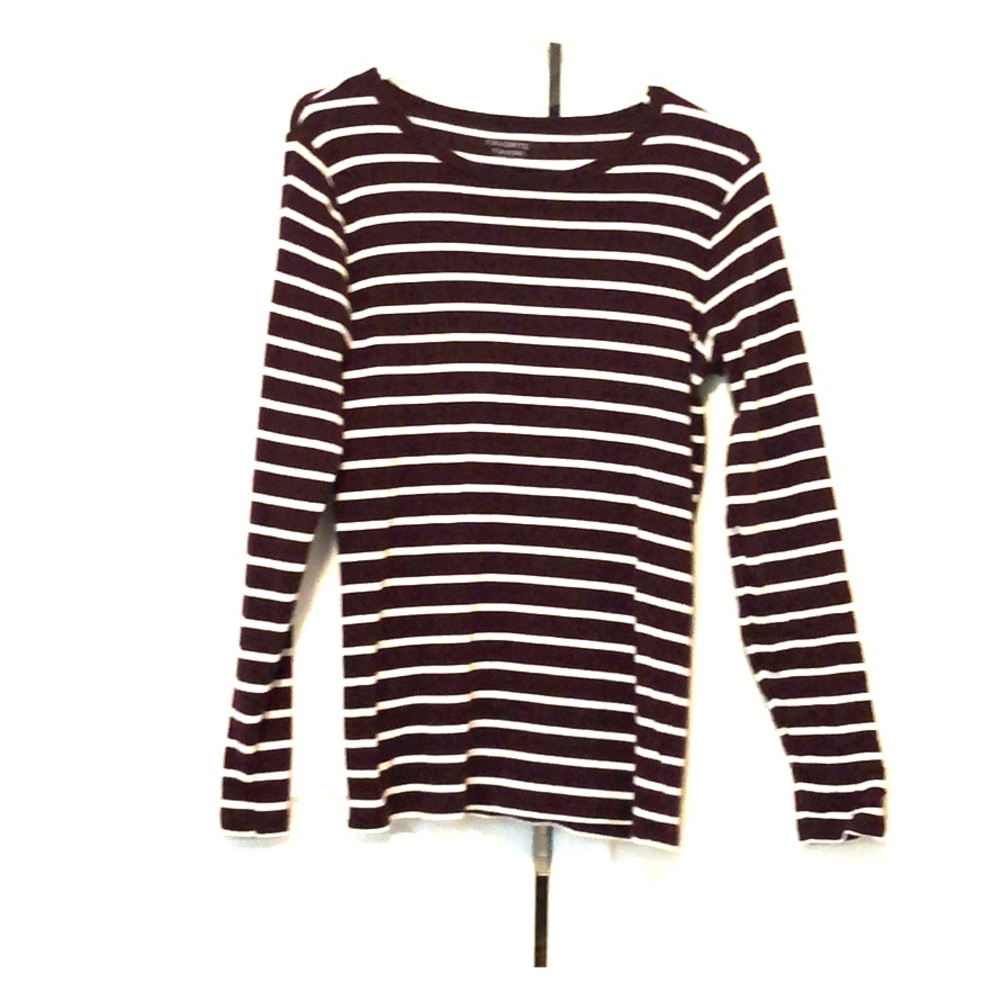Maroon and grey top